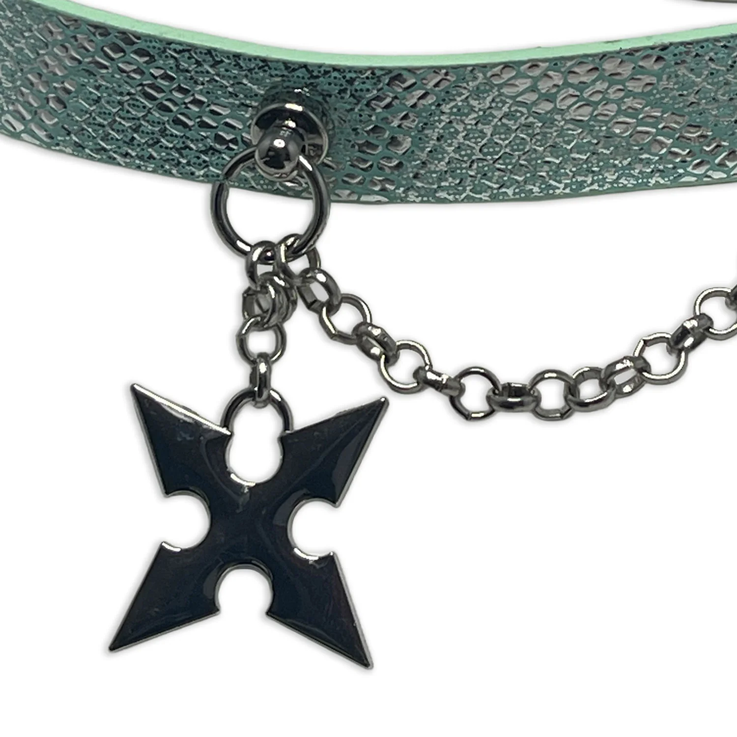 Blue-Green Snakeskin Collar with Shuriken Star Pendant by Fetish Pleasure Play - Image 3
