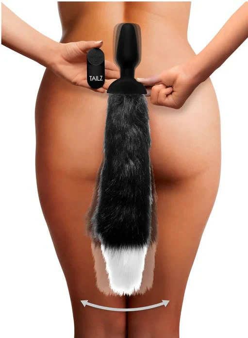 Tailz Waggerz Moving And Vibrating Fox Tail Anal Plug - Image 5
