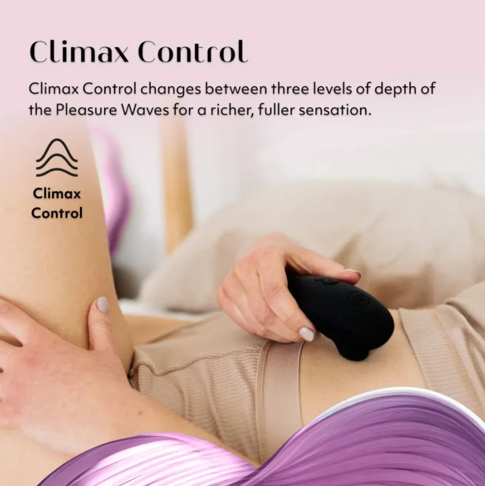 Womanizer Next Clitoral 3D Pleasure Air Stimulator - Black - Image 4